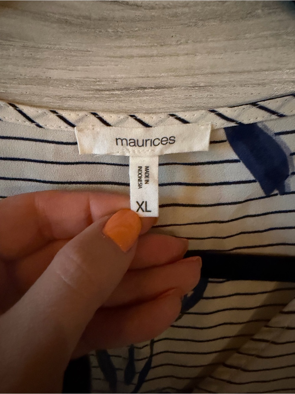 Maurices Navy Floral Striped V-Neck Top - Picture 4 of 4